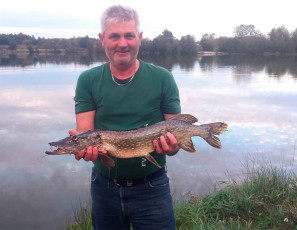 Hecht 74cm, 2,1kg